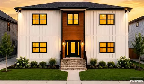 89 Susan Ct, Clifton, NJ 07012