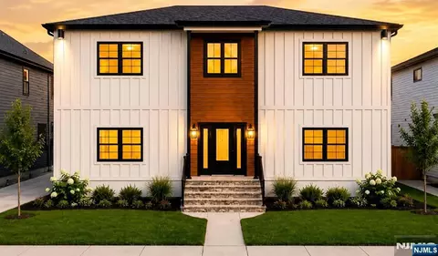 89 Susan Ct, Clifton, NJ 07012