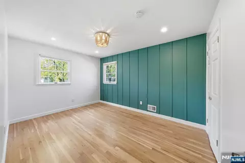 Bedroom - 13 Dogwood Ct, Paramus, NJ 07652 photo 1 of 5
