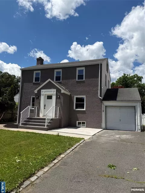 910 Roanoke Ave, Hillside, NJ 07205