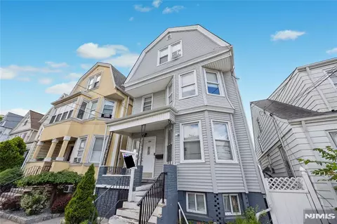 196 Windsor St, Kearny, NJ 07032