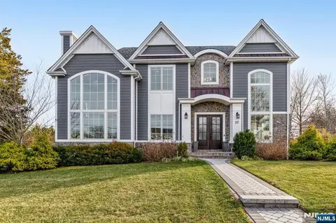 37 Glenfair Rd, Glen Rock, NJ 07452