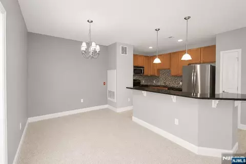 4206 Ramapo Ct, Riverdale, NJ 07457