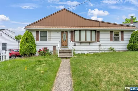 301 S S Blvd, Saddle Brook, NJ 07663
