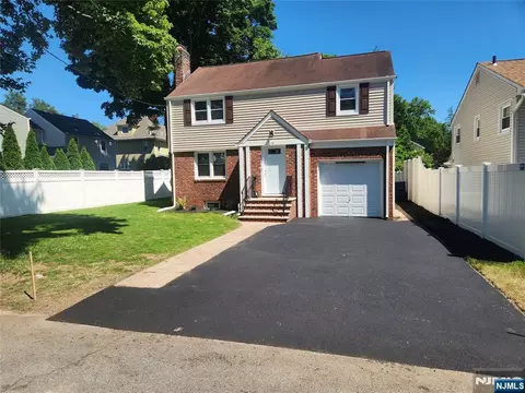 78 Herman St, Hackensack, NJ 07601