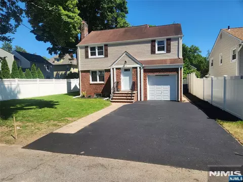 78 Herman St, Hackensack, NJ 07601