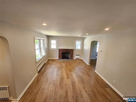 78 Herman St, Hackensack, NJ 07601 photo 5