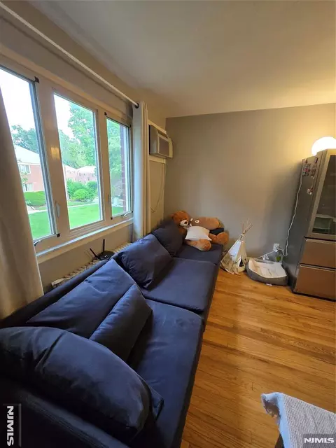 125 E Clinton Ave #3B, Bergenfield, NJ 07621