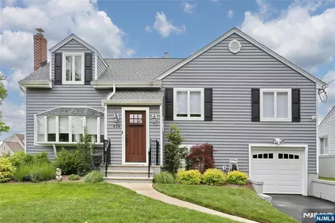 616 Bogert Rd, River Edge, NJ 07661