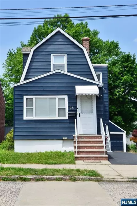 17 Brown St, Nutley, NJ 07110