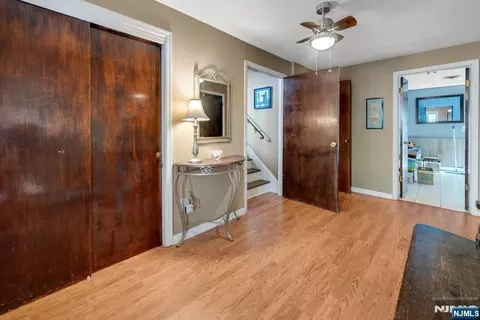 Entry Way - 185 Ratzer Rd, Wayne, NJ 07470 photo 1 of 3