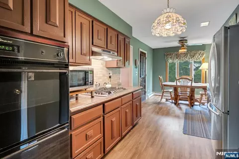 Kitchen - 185 Ratzer Rd, Wayne, NJ 07470 photo 1 of 1
