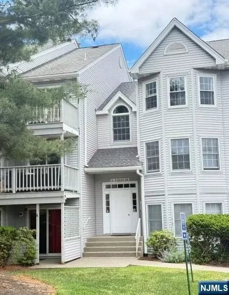 15 Boulder Run Rd #148, Paterson, NJ 07501