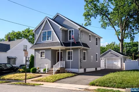 29 Reid Pl, Hawthorne, NJ 07506