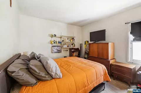 Bedroom - 204 Herman St, Hackensack, NJ 07601 photo 2 of 4