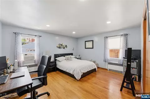 Bedroom - 72 Clarendon Pl, Hackensack, NJ 07601 photo 1 of 6