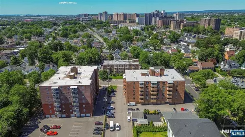 View/Area - 72 Clarendon Pl, Hackensack, NJ 07601 photo 7 of 7