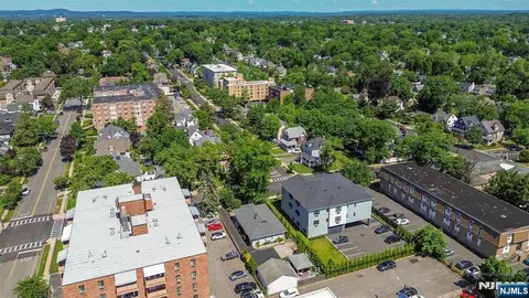 View/Area - 72 Clarendon Pl, Hackensack, NJ 07601 photo 4 of 7