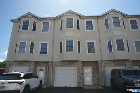 66 Terhune #14, Lodi, NJ 07644