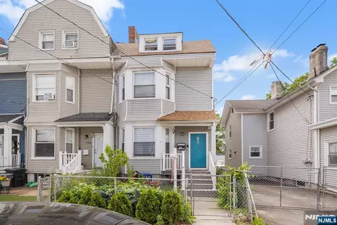 108 Ward St, Orange, NJ 07050