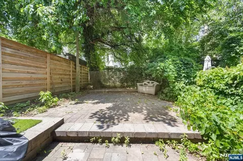 812 Garden St #1, Hoboken, NJ 07030