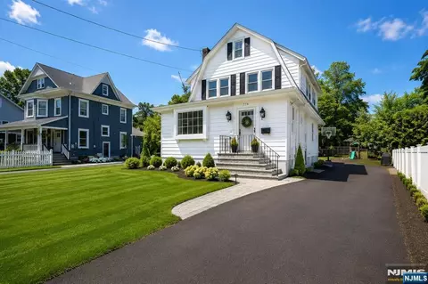 776 Maple Ave, Glen Rock, NJ 07452