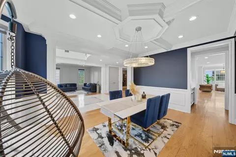 Dining - 146 Stuart St, Paramus, NJ 07652 photo 1 of 2