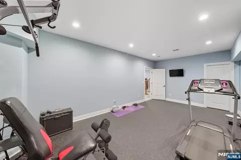 Other - 146 Stuart St, Paramus, NJ 07652 photo 5 of 12