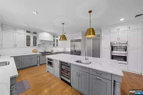 Kitchen - 146 Stuart St, Paramus, NJ 07652 photo 1 of 4