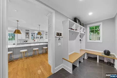 Entry Way - 146 Stuart St, Paramus, NJ 07652 photo 5 of 10