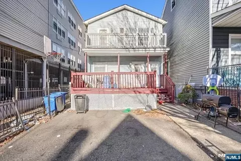 53 12th Ave, Paterson, NJ 07501