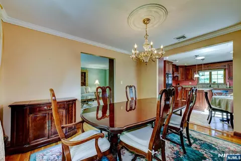 Dining - 11 Yellow Brick Rd, Wayne, NJ 07470 photo 3 of 3