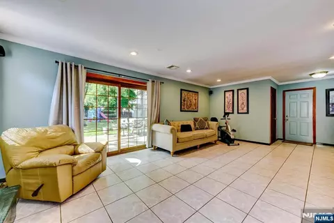 Other - 11 Yellow Brick Rd, Wayne, NJ 07470 photo 5 of 8