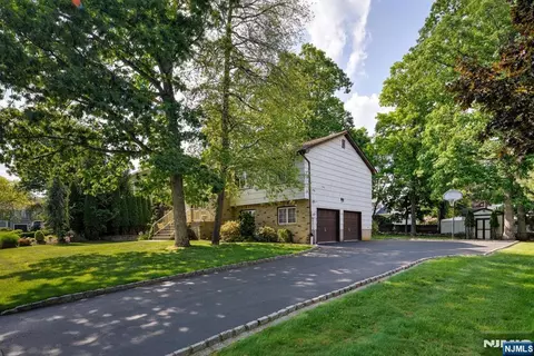 Other - 11 Yellow Brick Rd, Wayne, NJ 07470 photo 1 of 8