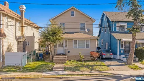 83 May St, Irvington, NJ 07111