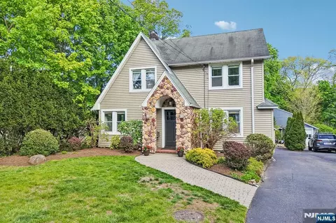 243 Lincoln Ave, Ridgewood, NJ 07450