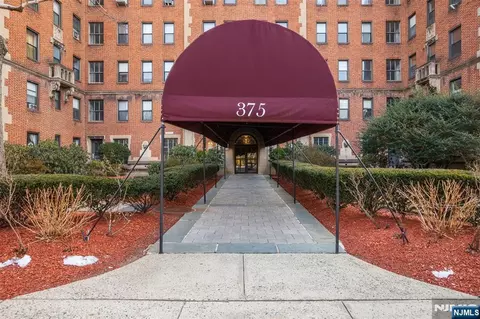 363-377 Mount Prospect #2AW, Newark, NJ 07104