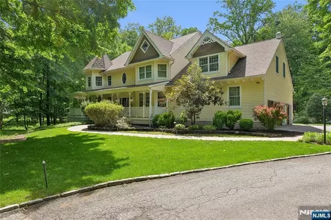519 E Saddle River Rd, Saddle River, NJ 07458