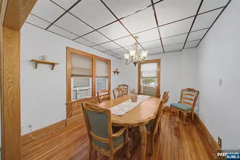 Dining - 288 Maple St, Secaucus, NJ 07094 photo 2 of 2