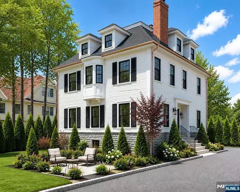 101 Park St, Montclair, NJ 07042 photo 2