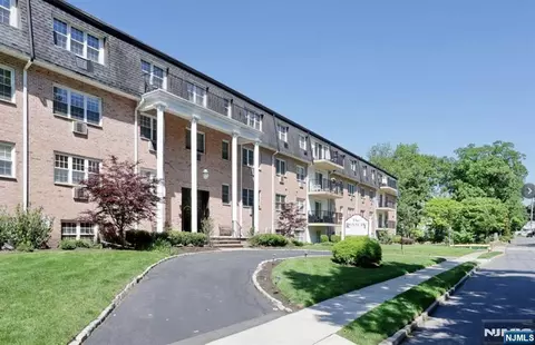 550 Fairview #318, Westwood, NJ 07675