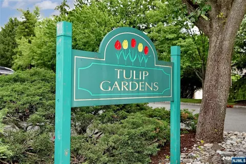 1 Tulip Cres #1A, Little Falls, NJ 07424