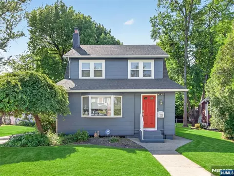 1134 Julia St, Teaneck, NJ 07666