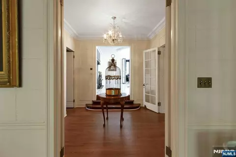 Entry Way - 9 E Saddle River Rd, Saddle River, NJ 07458 photo 5 of 5