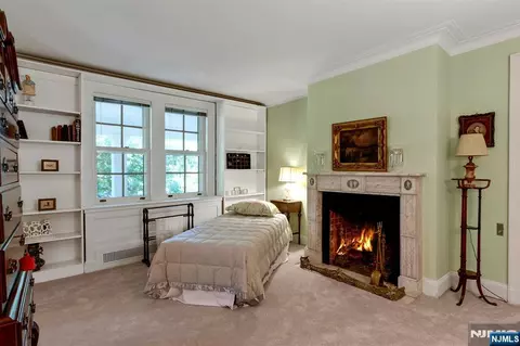 Bedroom - 9 E Saddle River Rd, Saddle River, NJ 07458 photo 4 of 4