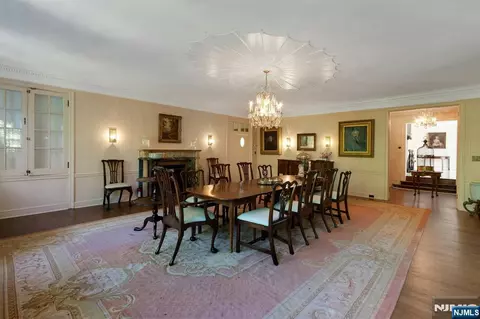 Dining - 9 E Saddle River Rd, Saddle River, NJ 07458 photo 4 of 6
