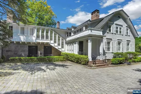 Exterior - 9 E Saddle River Rd, Saddle River, NJ 07458 photo 2 of 12