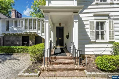 Exterior - 9 E Saddle River Rd, Saddle River, NJ 07458 photo 3 of 12