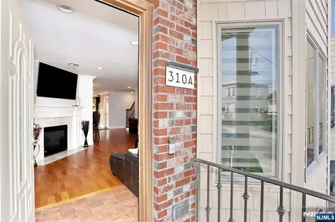 310 6th St #A, Fairview, NJ 07022