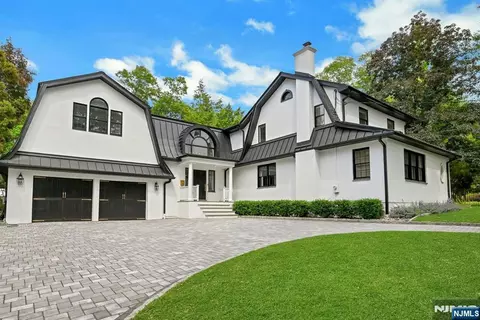 111 Hudson Ave, Tenafly, NJ 07670